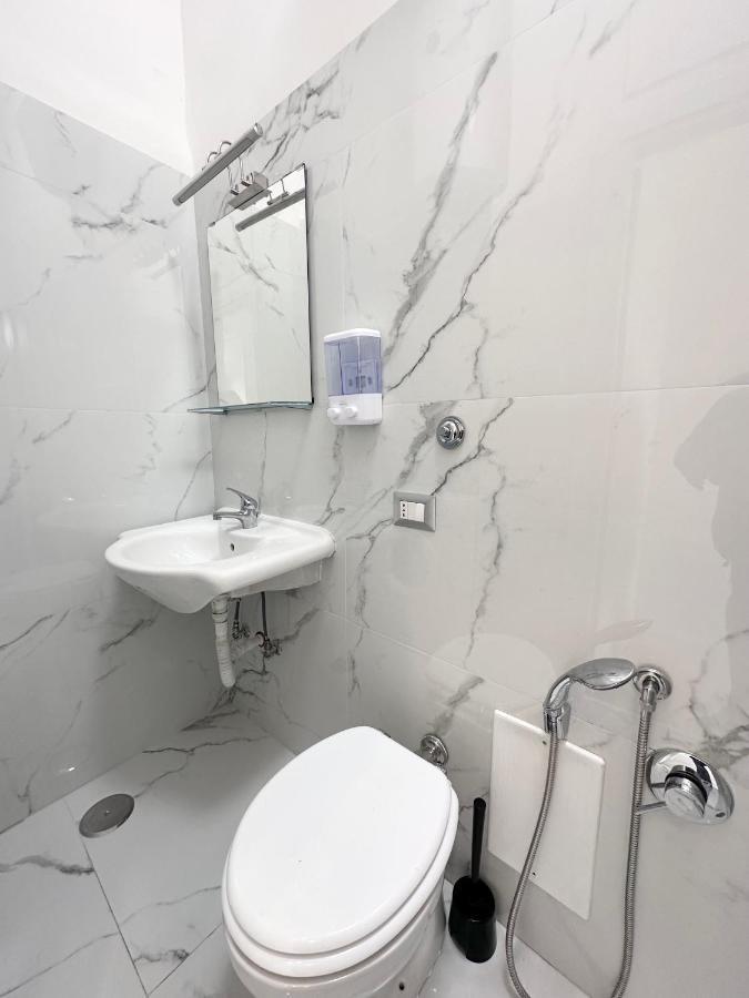 Airport Seaview Rooms Napoli Exterior foto
