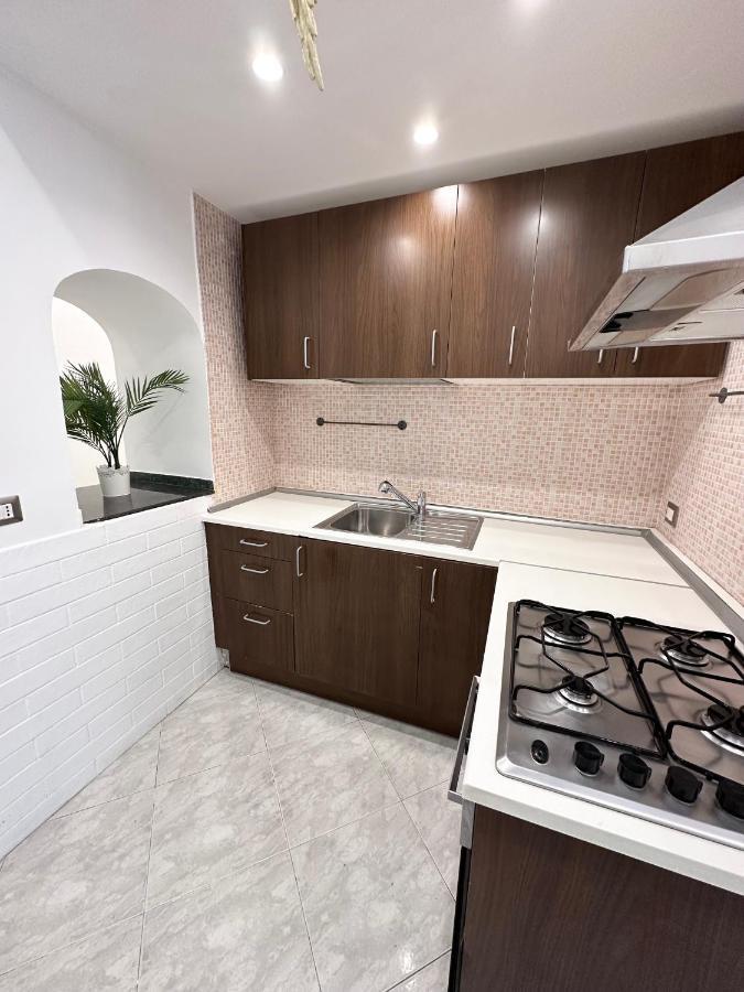 Airport Seaview Rooms Napoli Exterior foto